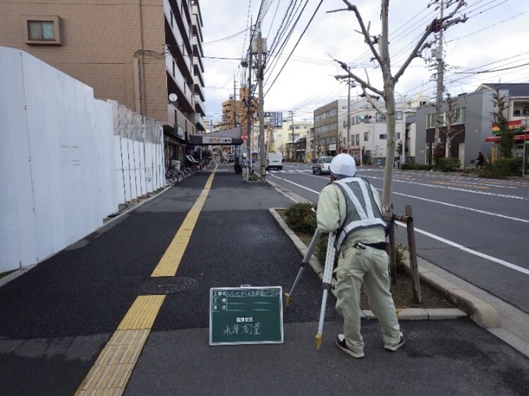 写真：水準測量